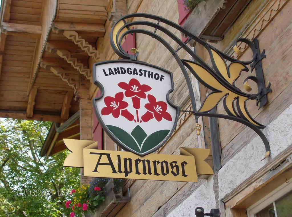 Hotel Alpenrose Beim Ballenberg Hofstetten bei Brienz Δωμάτιο φωτογραφία